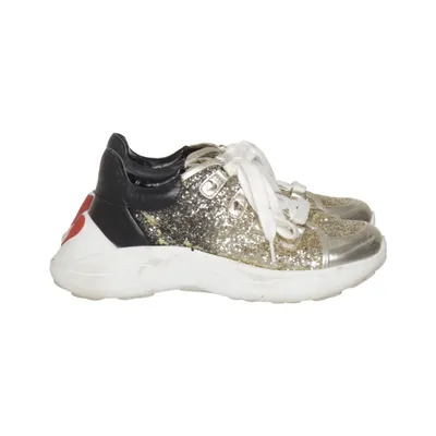 Baskets (Or, Noir, Blanc) de Love Moschino