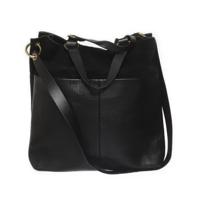 Axelremsväska (Svart) från Kiomi