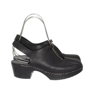 Clogs (Black) from Calou