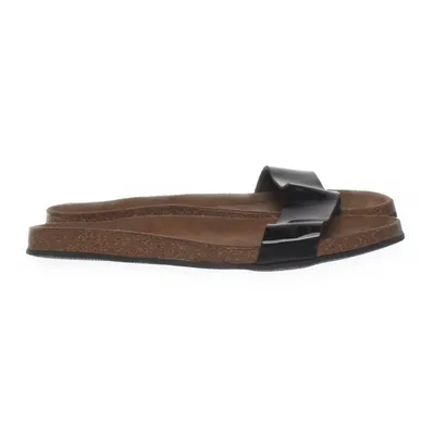 Slip-ins (Black) from Funky Shoes