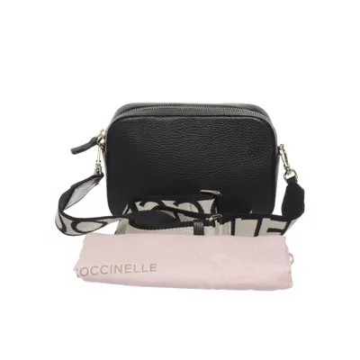 Axelremsväska (Svart) från Coccinelle