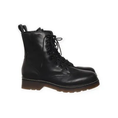 Laced boots (Black) from Emmshu Leather