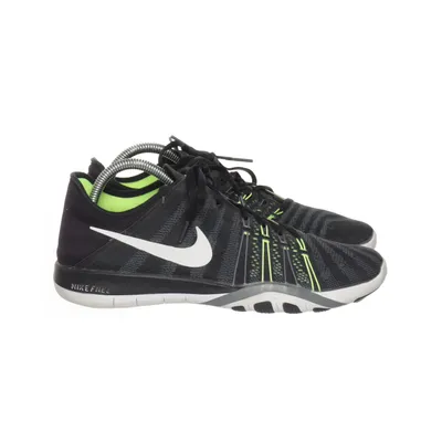 Träningsskor (Svart, Grå, Grön) från Nike