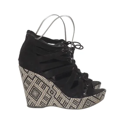 Kilklackar (Svart, Vit, Flerfärgad) från Graceland