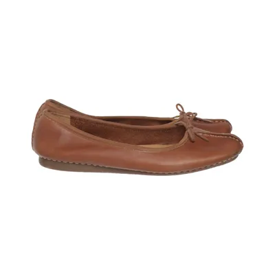 Ballerina's (Bruin) van Clarks Artisan Leer