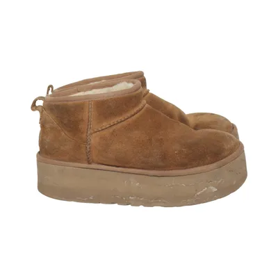 Enkellaarzen (Classic Ultra Mini Platform ) van UGG Leer