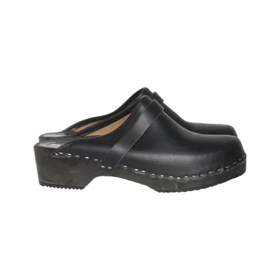 Clogs (Schwarz) von Svensk Fotriktig Trätoffel Leder