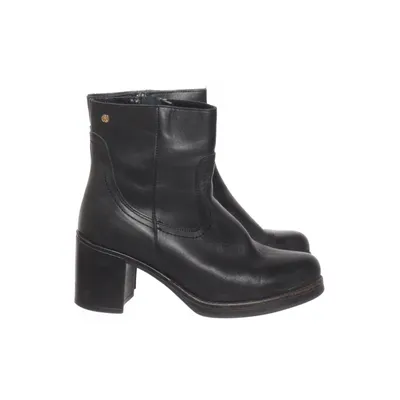Heeled boots (Black) from Cuplé