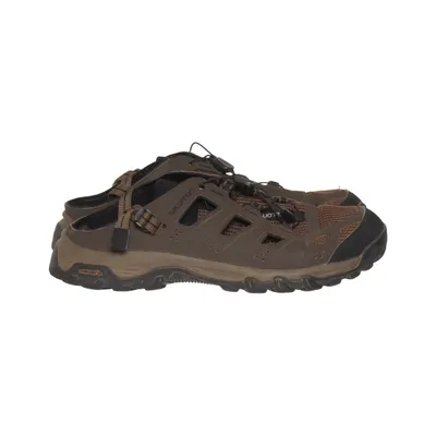 Walking shoes (Brown) from Salomon
