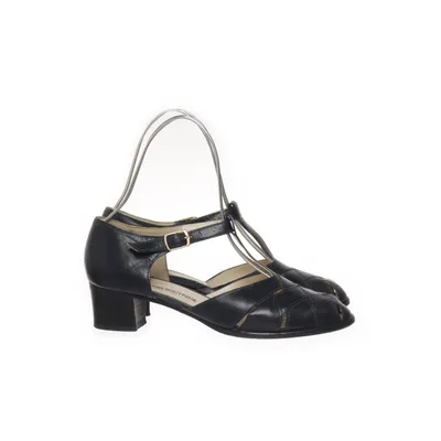 Sandals (Black) from Cherry Boutique