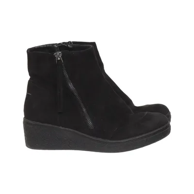 Ankle boots (Black) from DinSko
