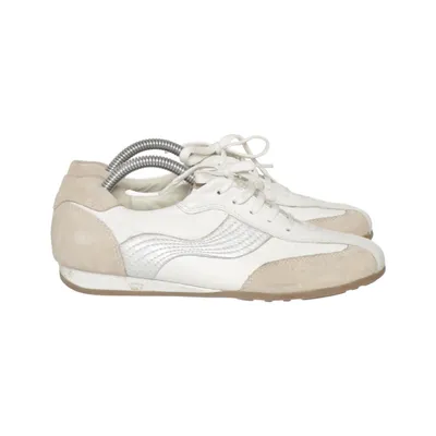 Baskets (Blanc, Beige, Argent) de Medicus Cuir