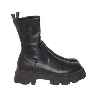 Bottines (Noir) de Attitude