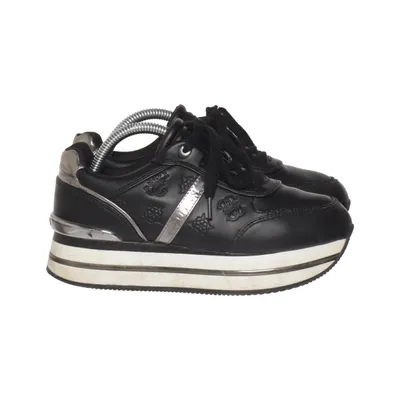 Sneakers (Svart) från Guess