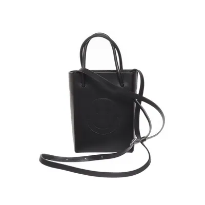 Axelremsväska (Svart) från The Case Factory