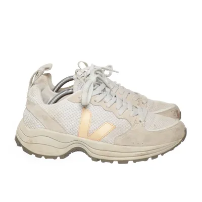 Trainers (Beige) from Veja Leather
