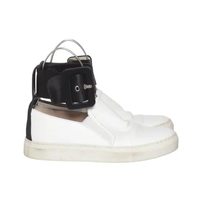 Walking shoes (White, Black) from Minna Parikka