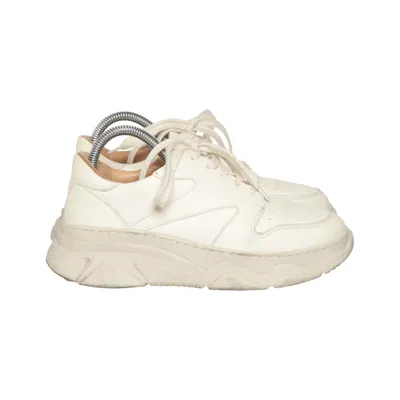 Sneakers (Beige, Vit) från Werner Skinn