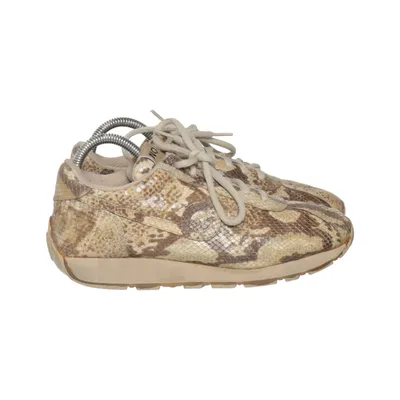 Sneakers (Beige, Brown) from No Name