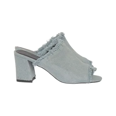 Mules (Bleu) de Andrea Hedenstedt x NA-KD
