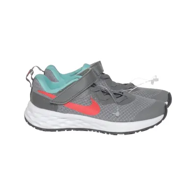 Baskets (Revolution 6) de Nike