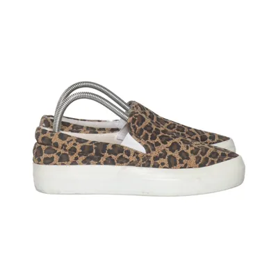 Slip-ons (Brown, Black, White) from Duffy