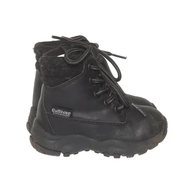 Laced boots (Black) from Gulliver