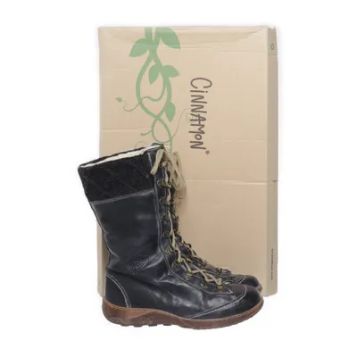 Kängor (Svart) från Cinnamon