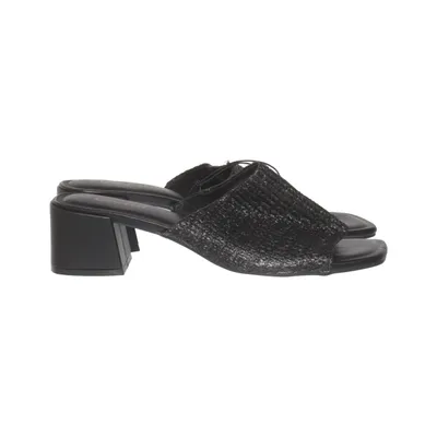 Mules (Svart) från New Look