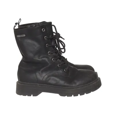 Laced boots (Black) from Waterproof