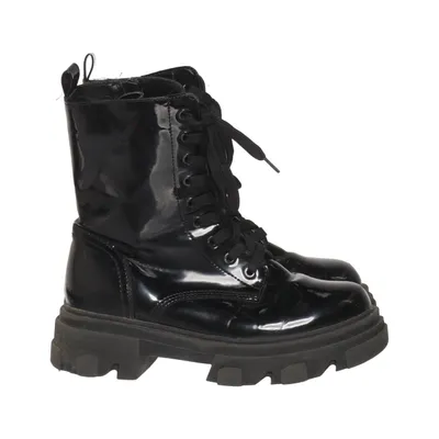 Boots (Schwarz) von Vox Lederimitat