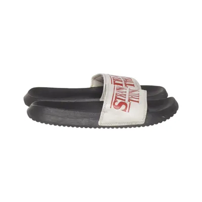 Slip-ins (Black, White, Red) from Stranger Things