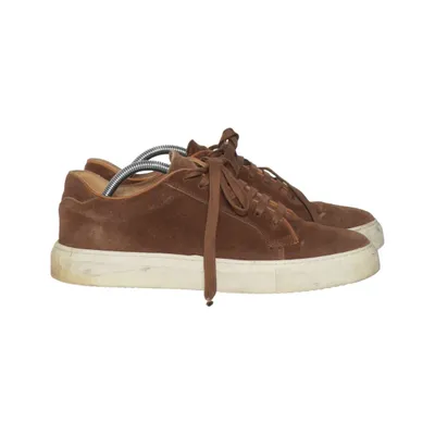 Sneakers (Brown) from Skolyx