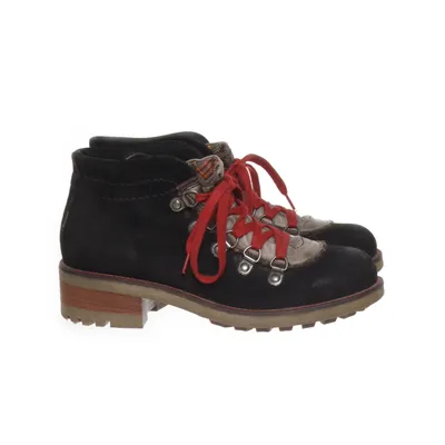 Kängor (Brun, Beige, Röd) från Andiamo