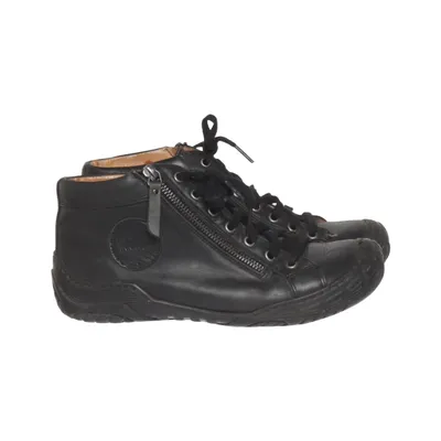 Laced boots (Black) from Cinnamon Polyurethane
