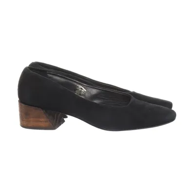 High heels (Black) from Flattered