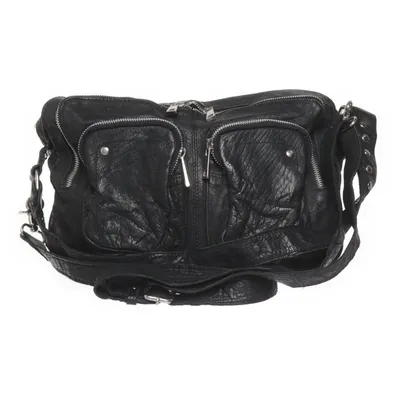 Axelremsväska (Svart) från Núnoo