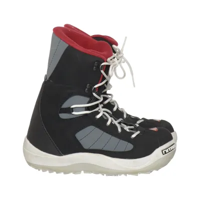 Snowboard boots (Black, Gray, White) from Nitro Leather