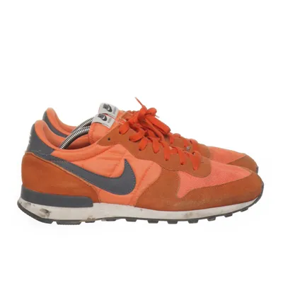 Sneakers (Internationalist) from Nike