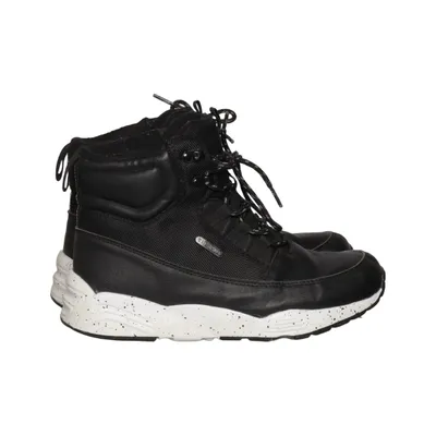 Laced boots (Black) from Lejon