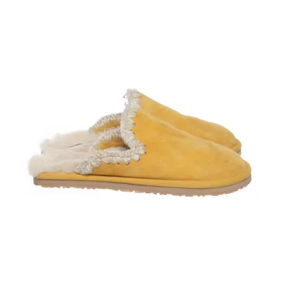 Tofflor (Gul) från Mou