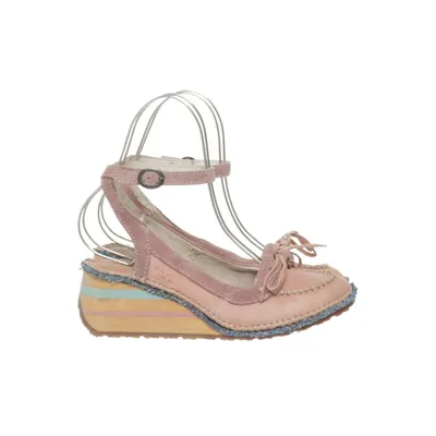 Wedges (Pink, Multicolored) from The Art Company