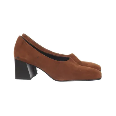 Pumps (Brown) from Vagabond Leather
