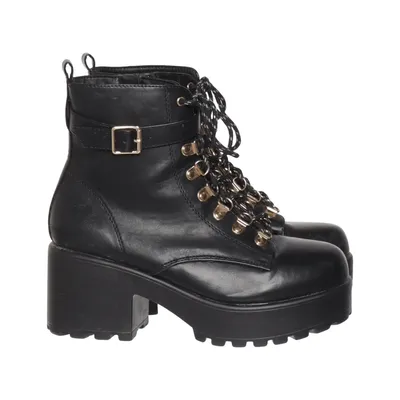 Kängor (Svart) från Nasty Gal