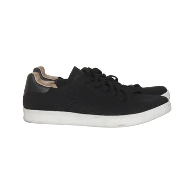 Walking shoes (Sportknit) from Mark Nason