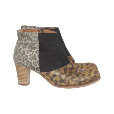Heeled boots (Black, Gold, Multicolored) from Felmini