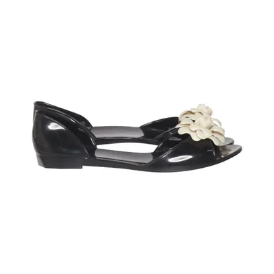 Sandals (Black, White) from Beloved