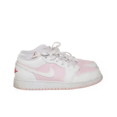 Sneakers (Air Jordan 1 Low) från Nike Air Jordan