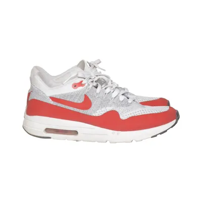 Trainingsschoenen (Grijs, Rood, Wit) van Nike Air Max
