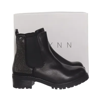 Chelsea boots (Black) from Erynn